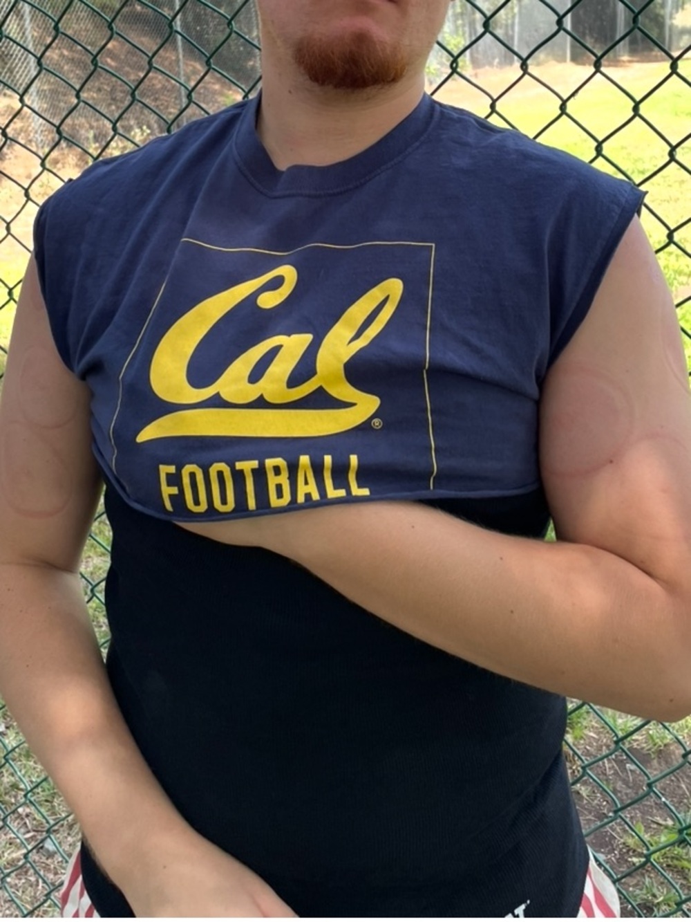 UC BERKELEY CAL BEARS FOOTBALL Under Armour HALF Crop T SHIRT CROPPED CUT OFF L